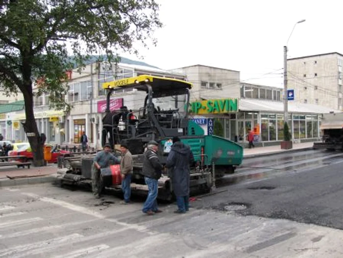 Traficul de pe strada 1 Decembrie va fi închis până marți, 12 octombrie