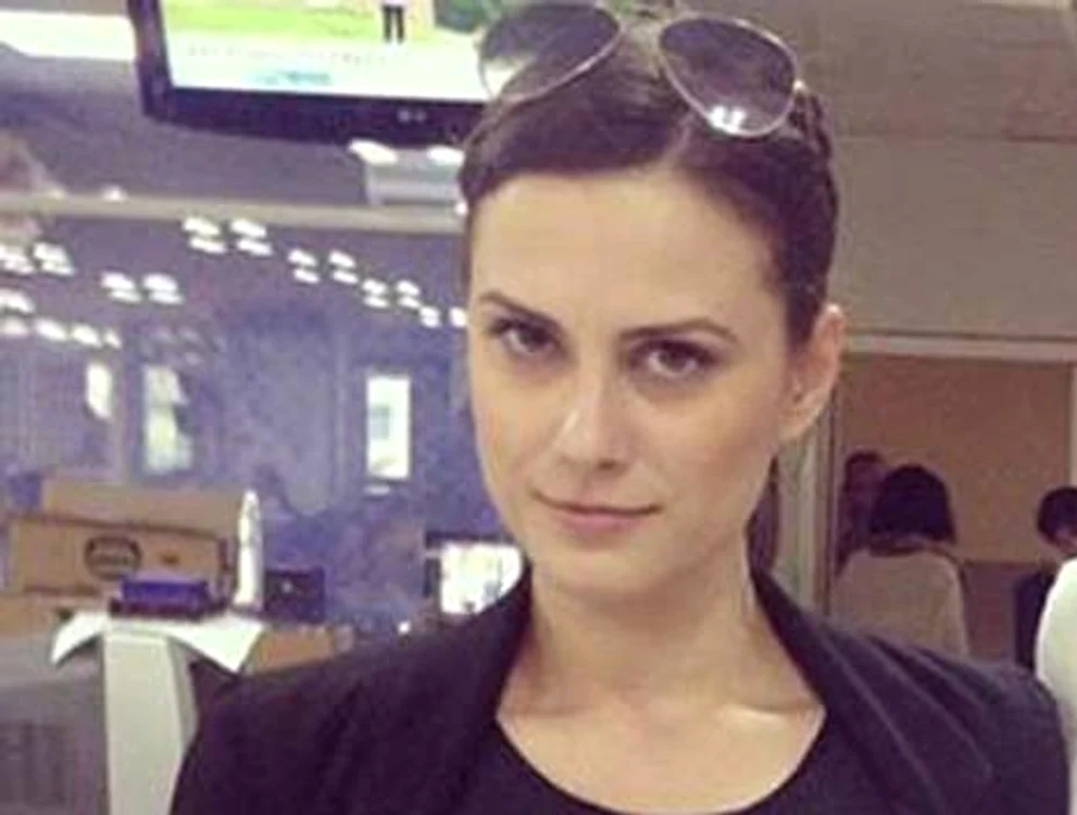 
    Iuliana Gătej a murit joi seară, în Ajunul Crăciunului. după ce s-a izbit cu maşina de un copac FOTO: Arhiva personală  