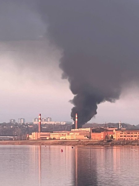 Incendiu la uzina din Rusia care produce sisteme de rachete cu lansare multiplă VIDEO 