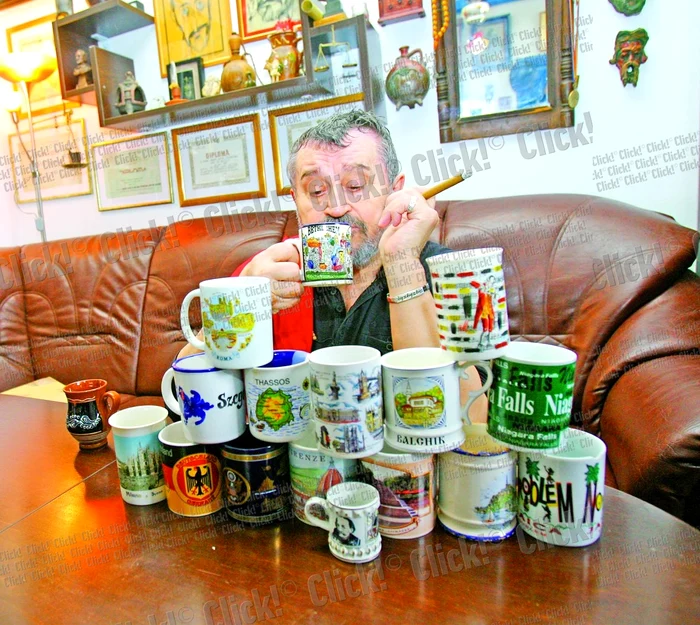 Iată o mică parte din colecţia de căni, adunate din toată lumea