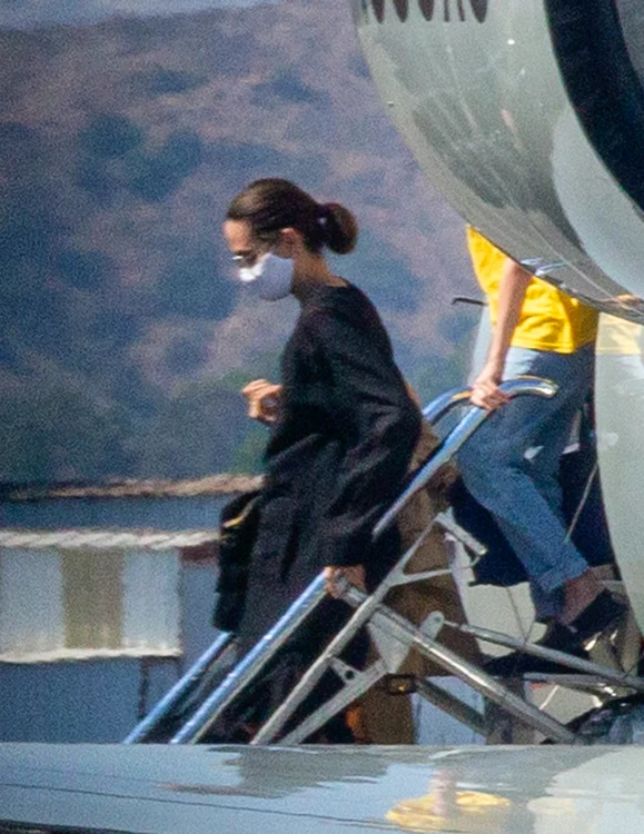 7 angelina jolie slaba in pandemie 1 jpg jpeg