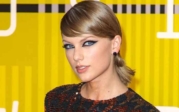 Taylor Swift ajunge la o avere de 2 miliarde de dolari.