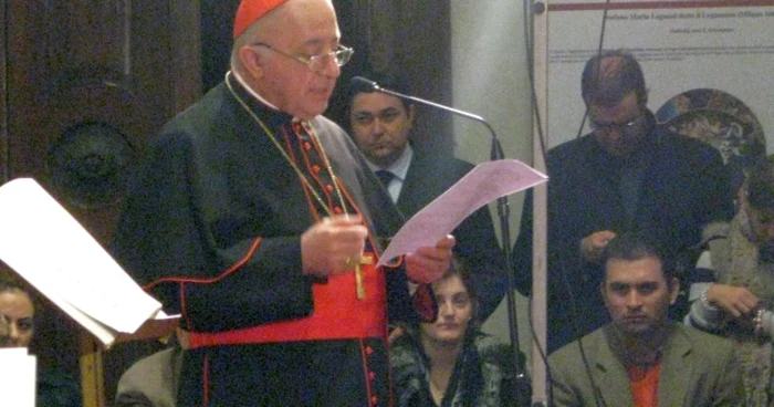 Statul român îşi arată recunoştinţa faţă de arhiepiscopul de Milano, Tattamanzi