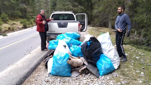 Ecologizare în Munţii Bucegi