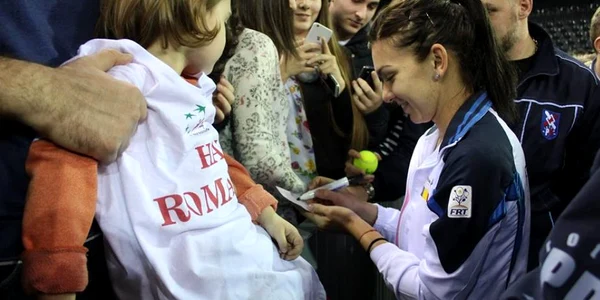 Simona Halep Sala Polivalenta Cluj antrenament si autografe