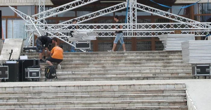 Botoşani: Organizatorii pregătesc scena