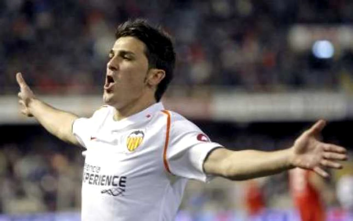 FOTBAL: Villa, dispus să renunţe la bani pentru un transfer la Barca