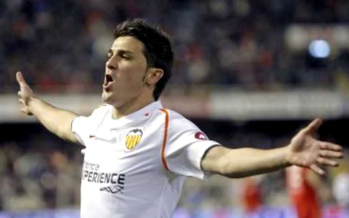 FOTBAL: Villa, dispus să renunţe la bani pentru un transfer la Barca