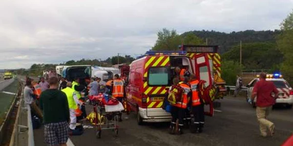 Accidentul a avut loc pe autostrada A8, pe sensul Nisa - Aix, în apropierea localităţii Vidauban