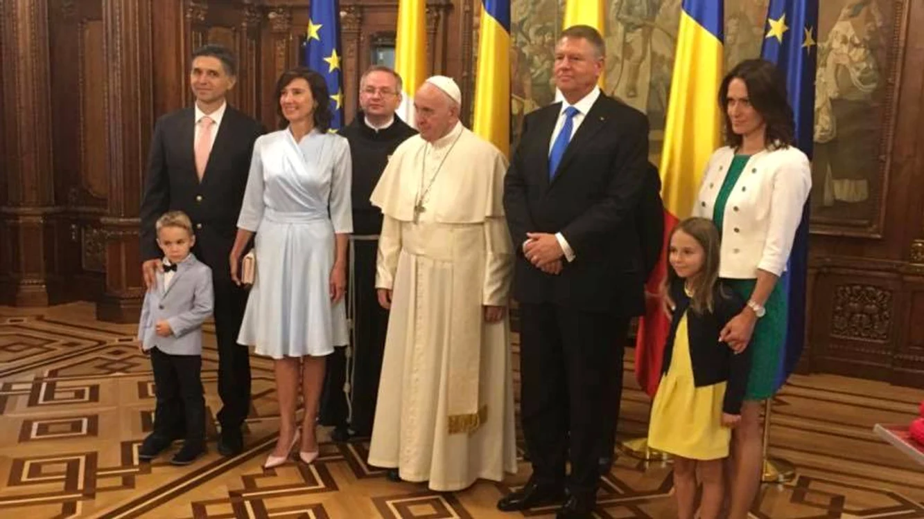 Marius Vecerdea (foto stânga), la întâlnirea cu Papa Francisc