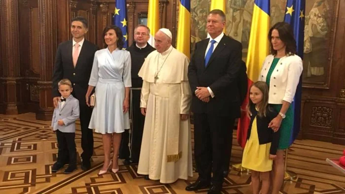 Marius Vecerdea (foto stânga), la întâlnirea cu Papa Francisc
