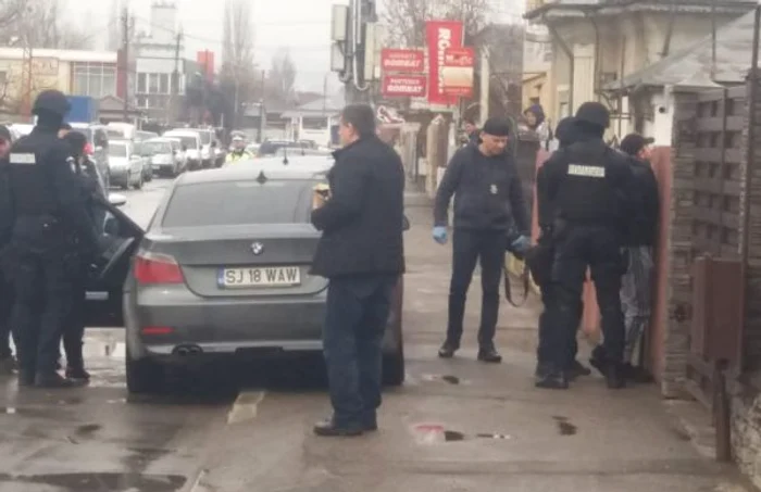 Suspecţii au fost reţinuţi în trafic