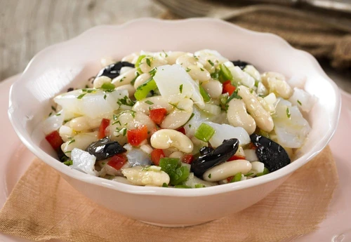 salata de fasole cu masline jpeg