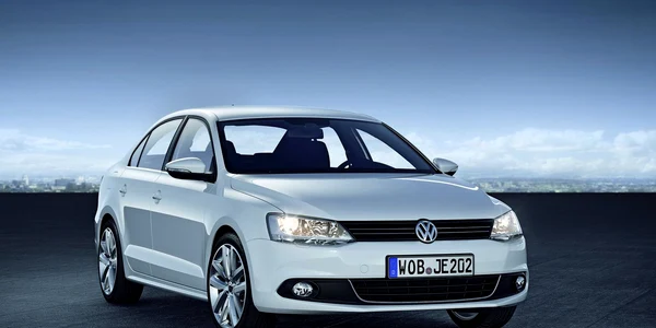 Noul Volkswagen Jetta beneficiază, în România, de doar două versiuni de motorizare, un diesel şi o unitate pe benzină 
