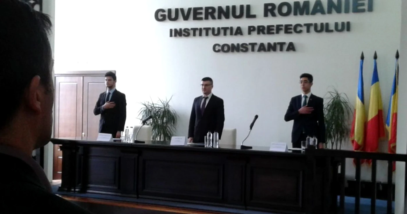 Asociaţia Elevilor din Constanţa cere reacordarea dreptului de vot al elevilor în consiliul de administraţie al şcolilor 