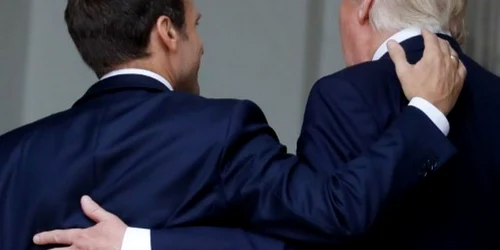 Donald Trump primit de Emmanuel Macron la Paris FOTO AFP 