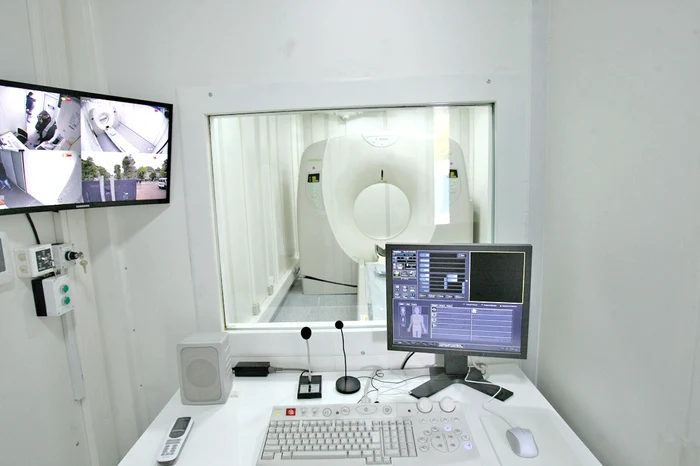 Medicul vede starea plămânilor pacientului 