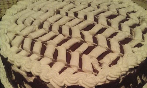 tort cu frisca si ciocolata jpeg