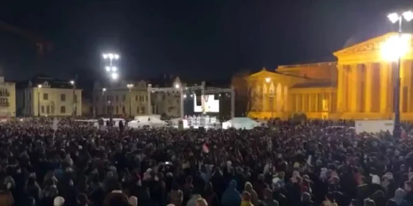 Protest la Budapesta Ungurii, revoltați de grațierea unui bărbat condamnat într un dosar de pedofilie Foto Captură video X jpg