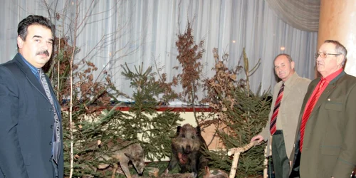 Cele mai impunătoare capturi au fost oferite ca premii la tombola organizată la petrecerea vânătorilor