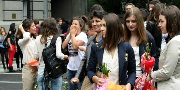 reportaj prima zi de scoala marian iliescu