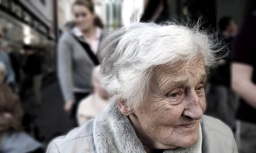 woman 100343 1280 jpg