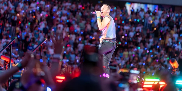 Chris Martin Bucuresti foto Daniel Robert Dinu Gigxels jpg