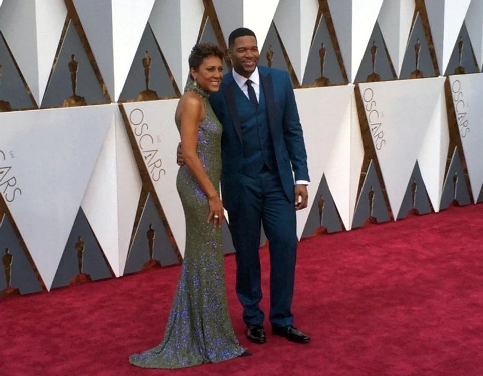 Robin Roberts şi Michael Strahan