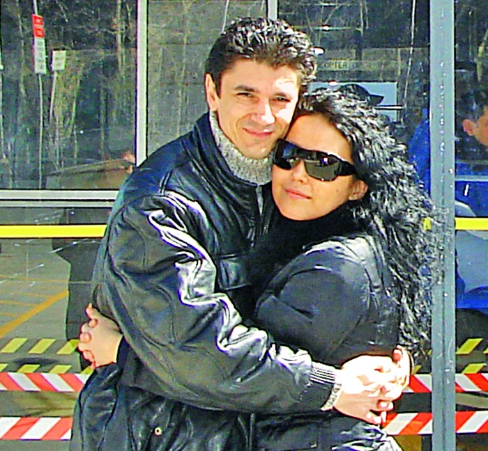 
    Mihaela şi Luis au  fost împreună trei ani  