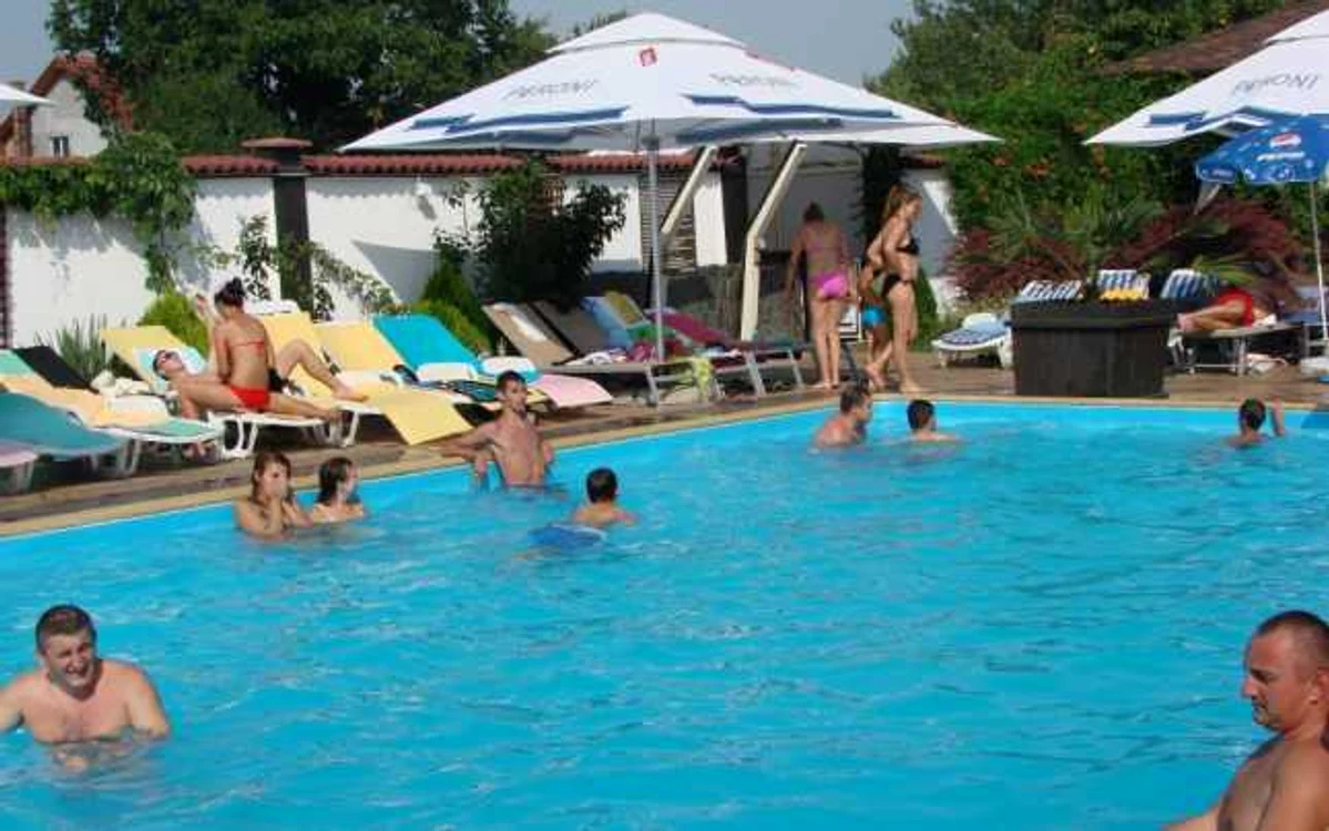 Strandul Elegance Beach s-a deschis de pe 15 mai