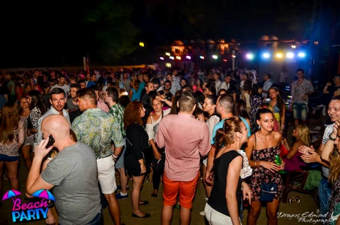 beach party
