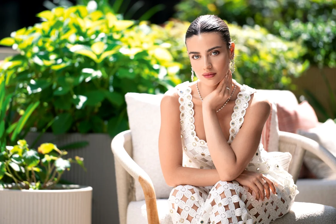 Ana Bodea foto OK Magazine (2) jpg