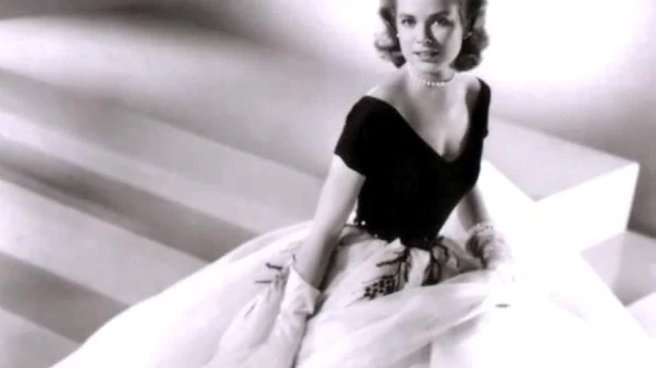 Stilul Grace Kelly, idealul feminin jpeg