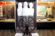 Spațiu din expunerea de bază a Muzeului Militar Național „Regele Ferdinand I”, dedicat Răscoalei conduse de Horia, Cloșca și Crișan