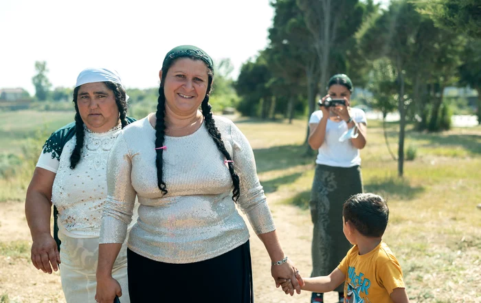 Tinerii romi din comunitatea căldărarilor au făcut un film despre ei înșiși FOTO Andrei Dudea