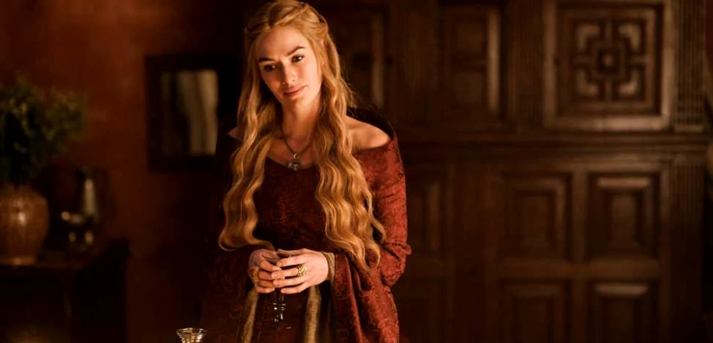 Actriţa Lena Headey, interpreta personajului Cercei Lannister, avea o înfăţişare cu totul diferită înainte de apariţia în serialul „Game of Thrones“ FOTO HBO