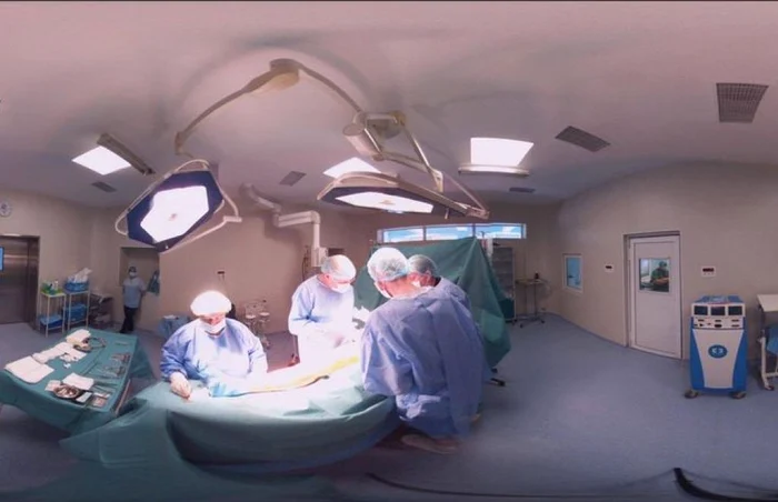 Cameră care filmează la 360 de grade FOTO televiziunea-medicală.ro