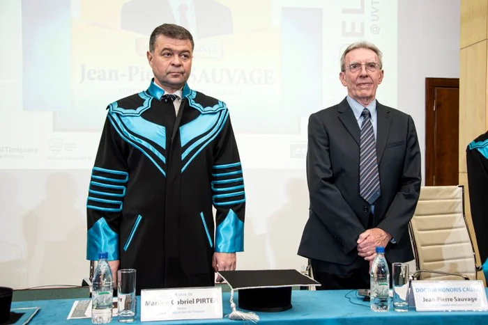 Jean Pierre Sauvage (dreapta), laureat al Premiului Nobel pentru Chimie FOTO UVT