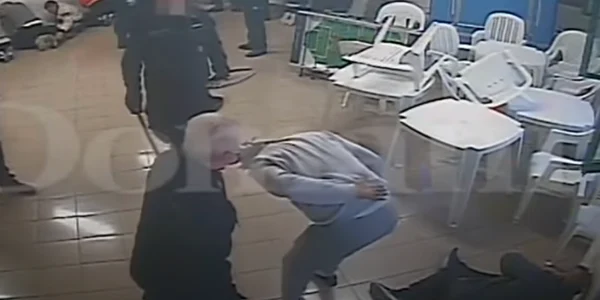 detinuti batuti in inchisoare italia
