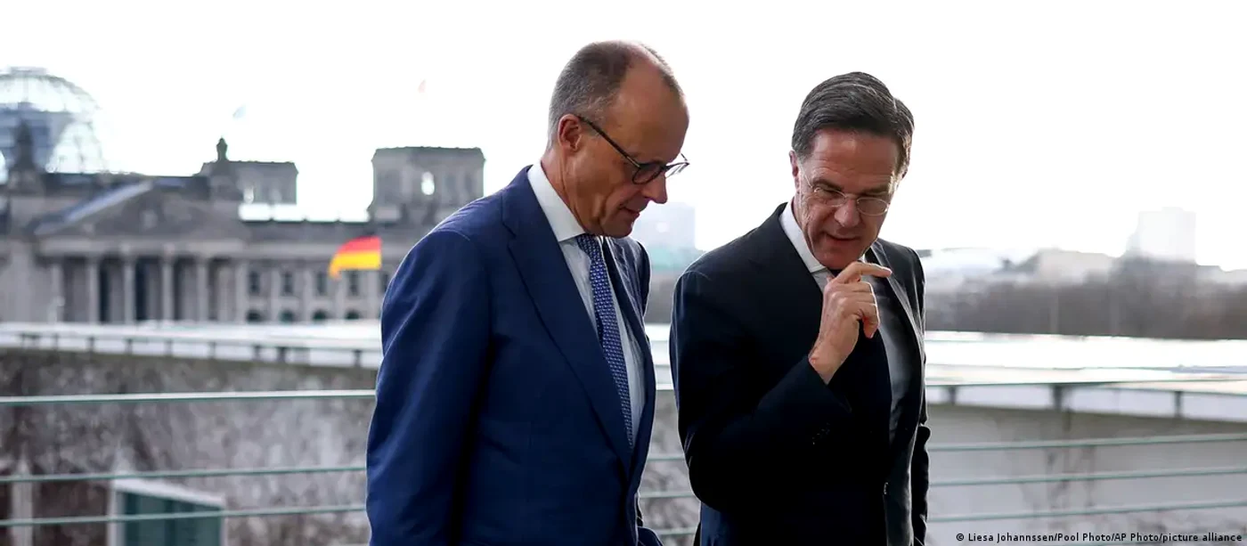 Mark Rutte alături de cancelarul federal Friedrich Merz la Berlin
