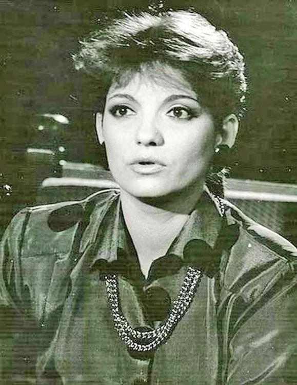 Carmen Movileanu  pe vremea când  era crainică la TVR