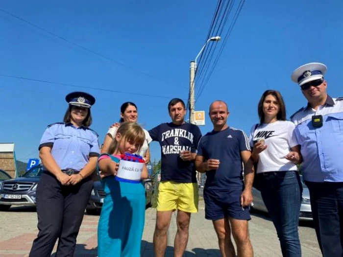 Inedita acţiune a fost apreciată de şoferi FOTO Poliţia Neamţ