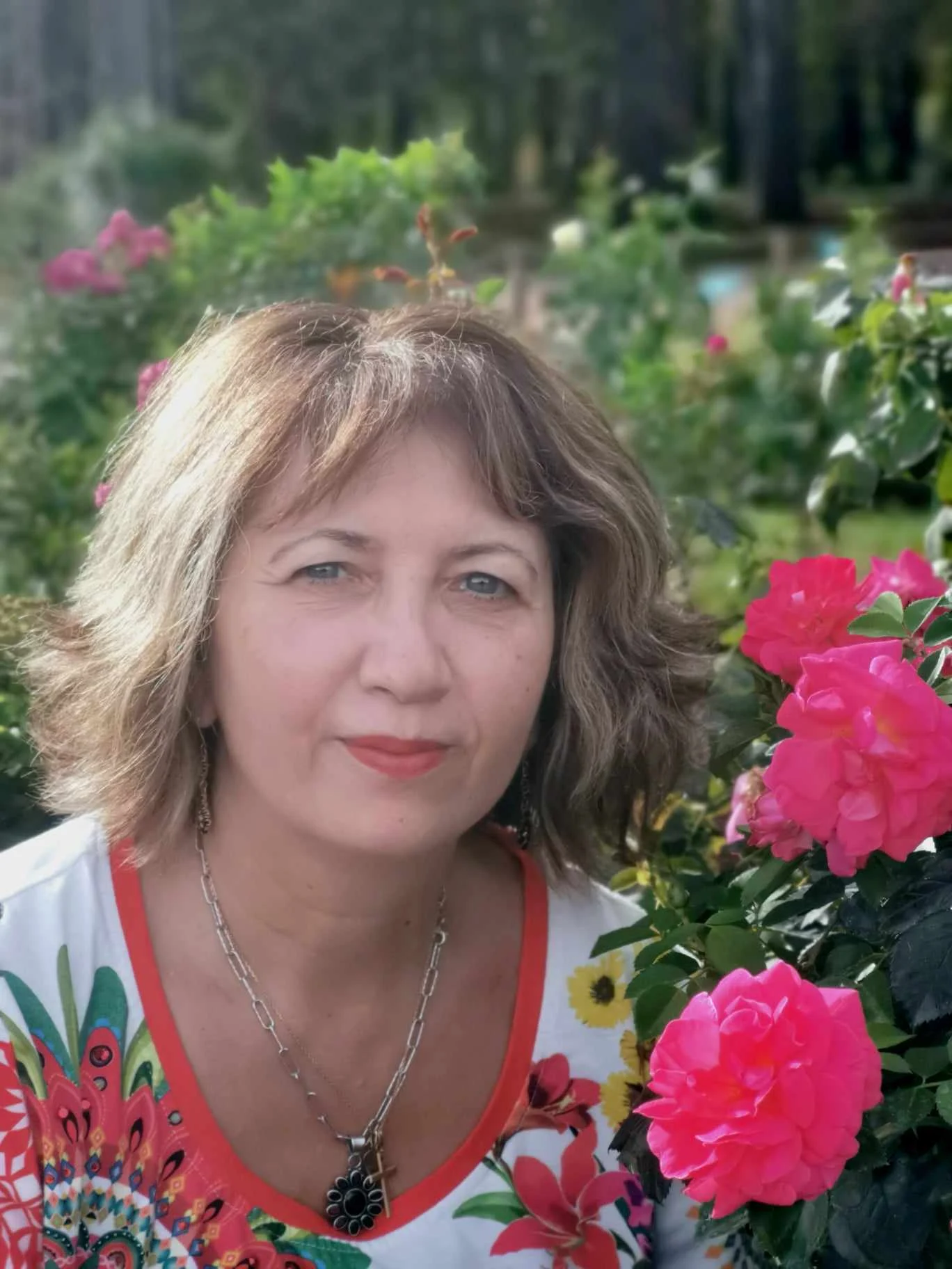 Interviu cu scriitoarea Simona Ferrante, Franța: „Diaspora completează literatura română și o face mai complexă, mai vie și mai deschisă către lume”