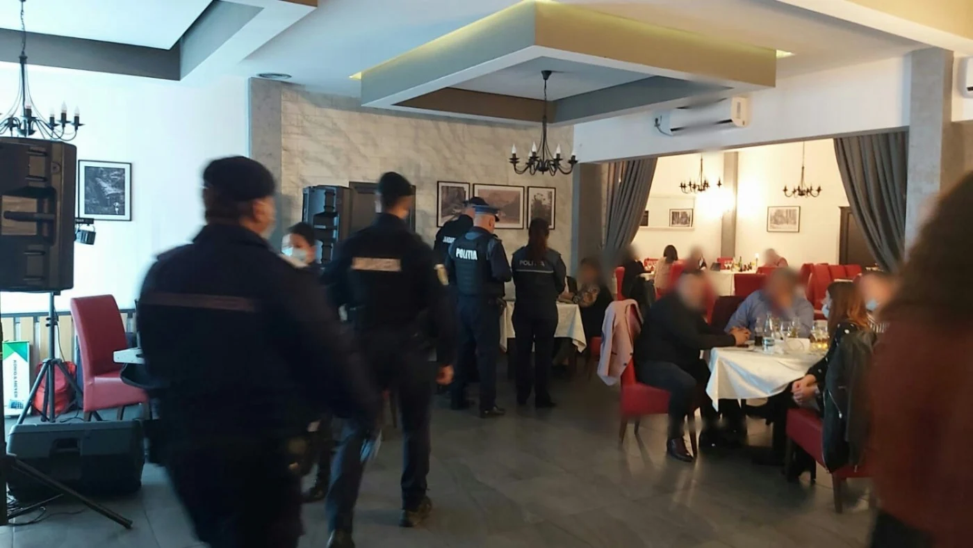 Barurile şi Restaurantele Din Bacău Pot Funcţiona Ca înainte De ...