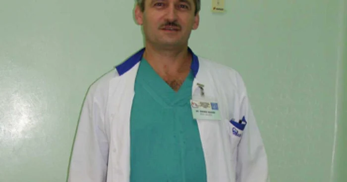 Botoşani: Eugeniu Vasilică Chirurgul cu simţ artistic (PORTRET)