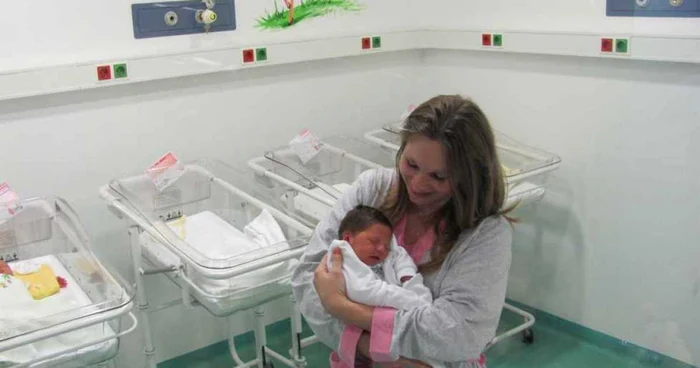 Simona Amânar alături de Ştefania Teodora