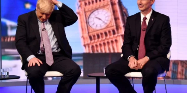 Jeremy Hunt si Boris Johnson FOTO AFP
