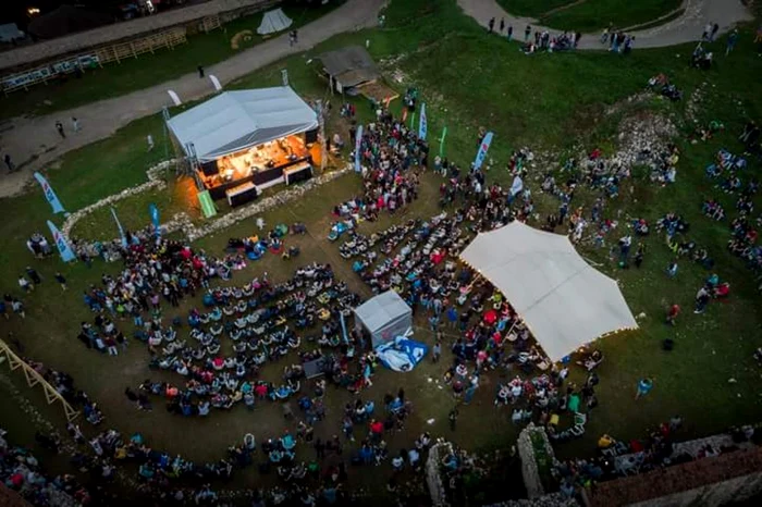 Festivalul de Film şi Istorii de la Râşnov FOTO stiriletransilvaniei