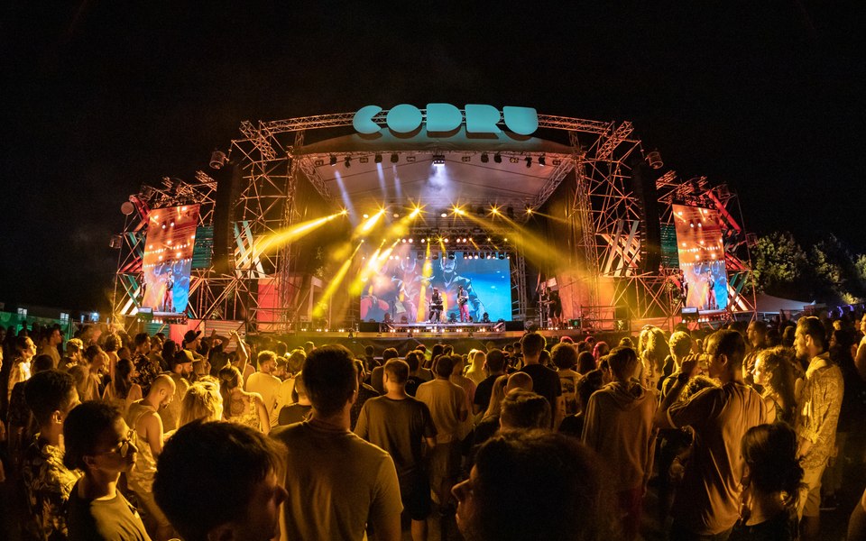 Tarja Turunen, Parov Stelar și Asian Dub Foundation în Pădurea Bistra. Mai sunt câteva zile pâna la Codru Festival VIDEO