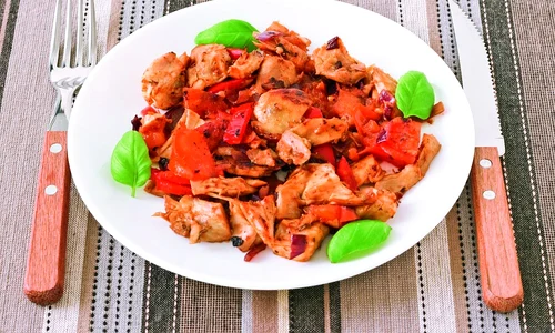friptura de pui cu legume si ierburi aromate jpeg